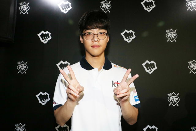 英雄联盟 韩国选手smeb 分享参与亚洲对抗赛心情认为fw Mmd 攻击实力有提升 海豚网游加速器